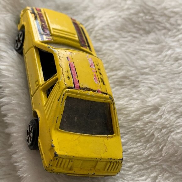 Vintage Uniborn Ford Mustang Yellow Die Cast Toy Car Vehicle Hong Kong - Picture 3 of 8